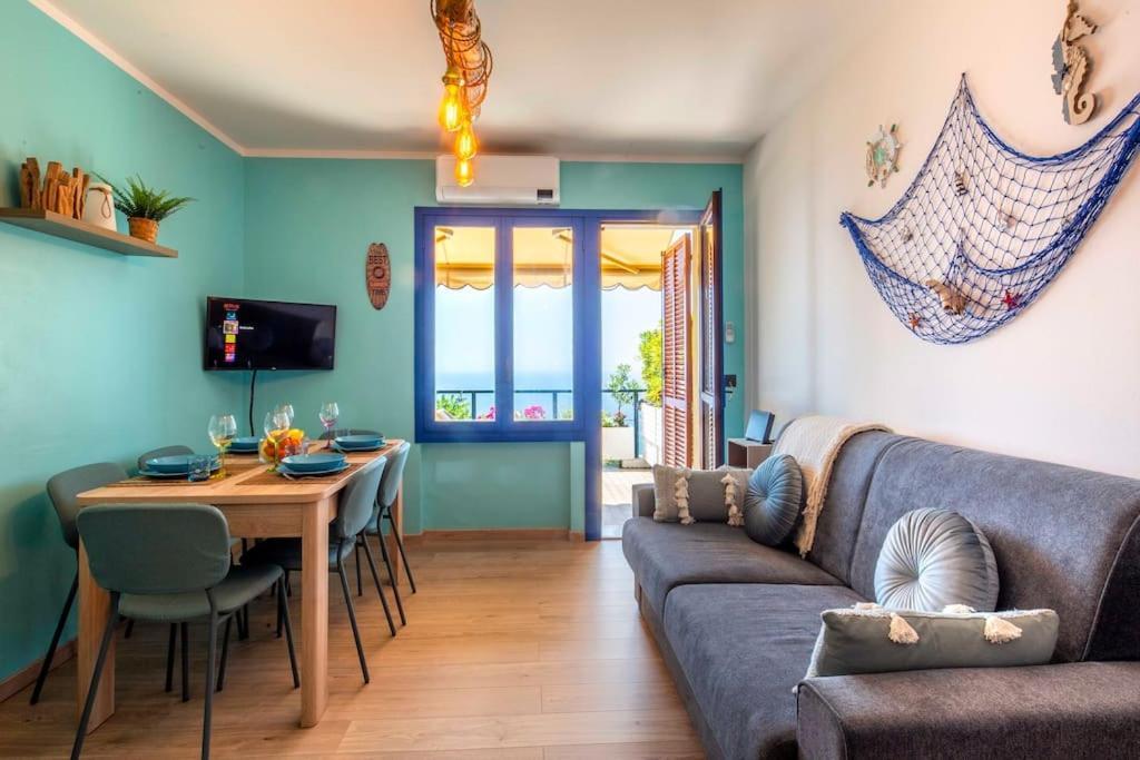 Il Grande Blu - Vista Panoramica Sul Golfo Διαμέρισμα Ospedaletti Εξωτερικό φωτογραφία